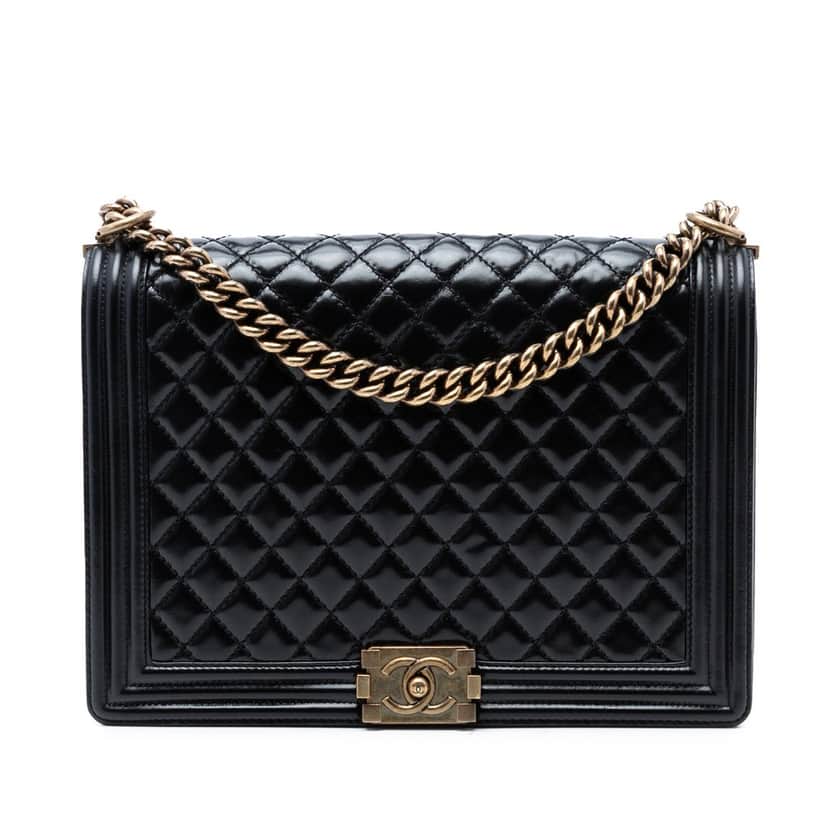 Chanel Large Glazed Quilted Calfskin Boy Flap Black Leather Very good condition - Front View