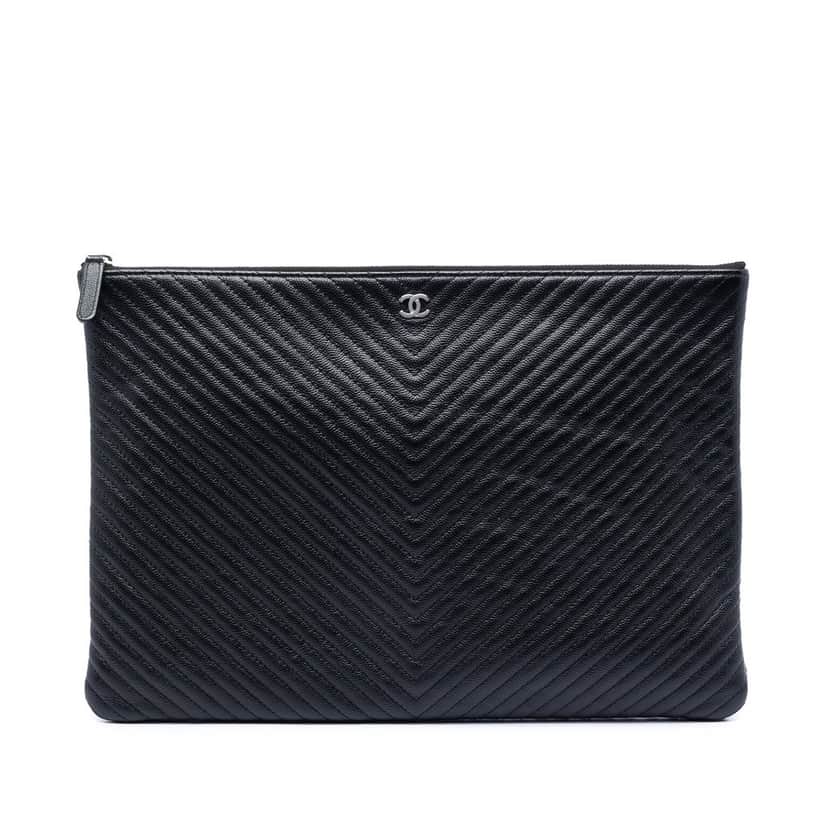 Chanel Large Chevron Caviar O Case Clutch Black Leather Very good condition - Front View