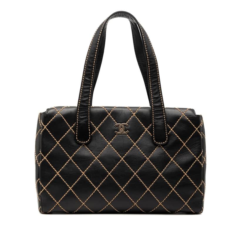 Chanel CC Calfskin Wild Stitch Handbag Black Leather Very good condition - Front View