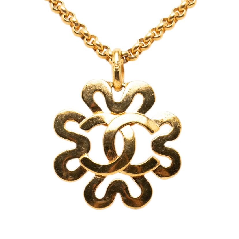 Chanel CC Gold Plated Flower Pendant Necklace Gold Metal Very good condition - Front View