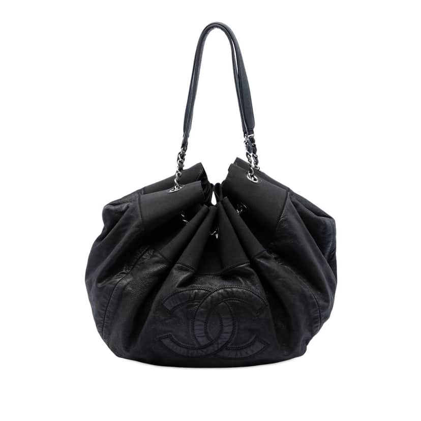 Chanel Lambskin Stretch Spirit Cabas Tote Black Leather Very good condition - Front View