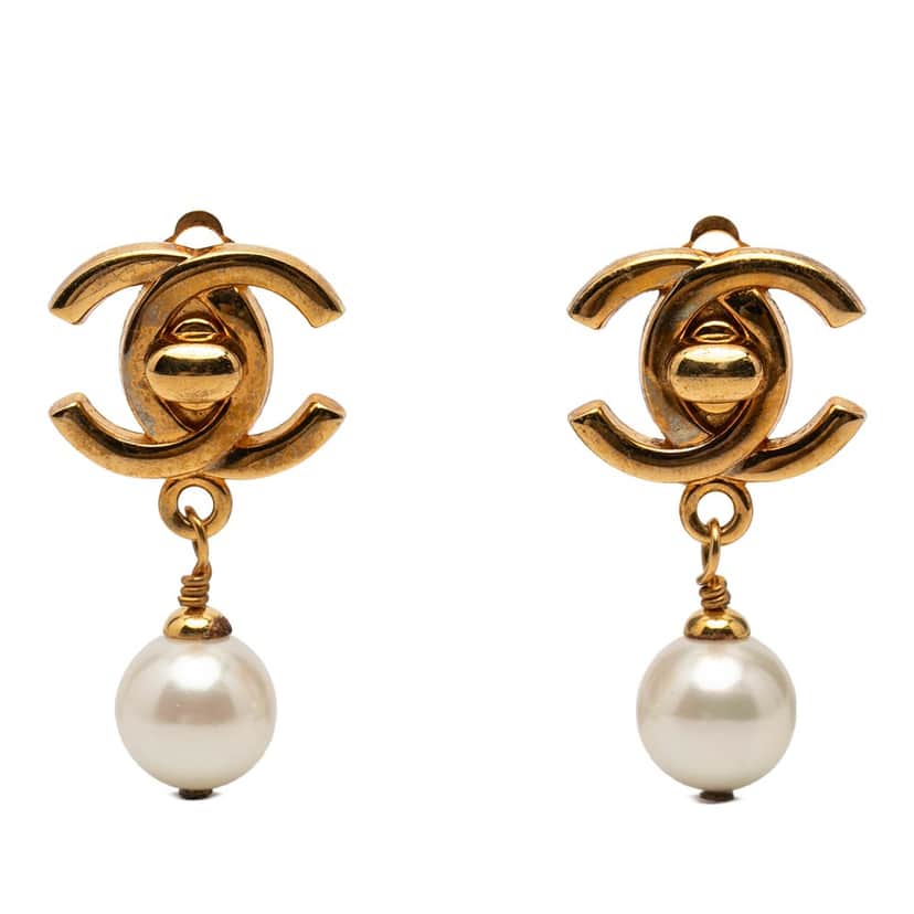Chanel CC Gold Plated Turnlock Faux Pearl Drop Clip On Earrings Gold Metal Very good condition - Front View