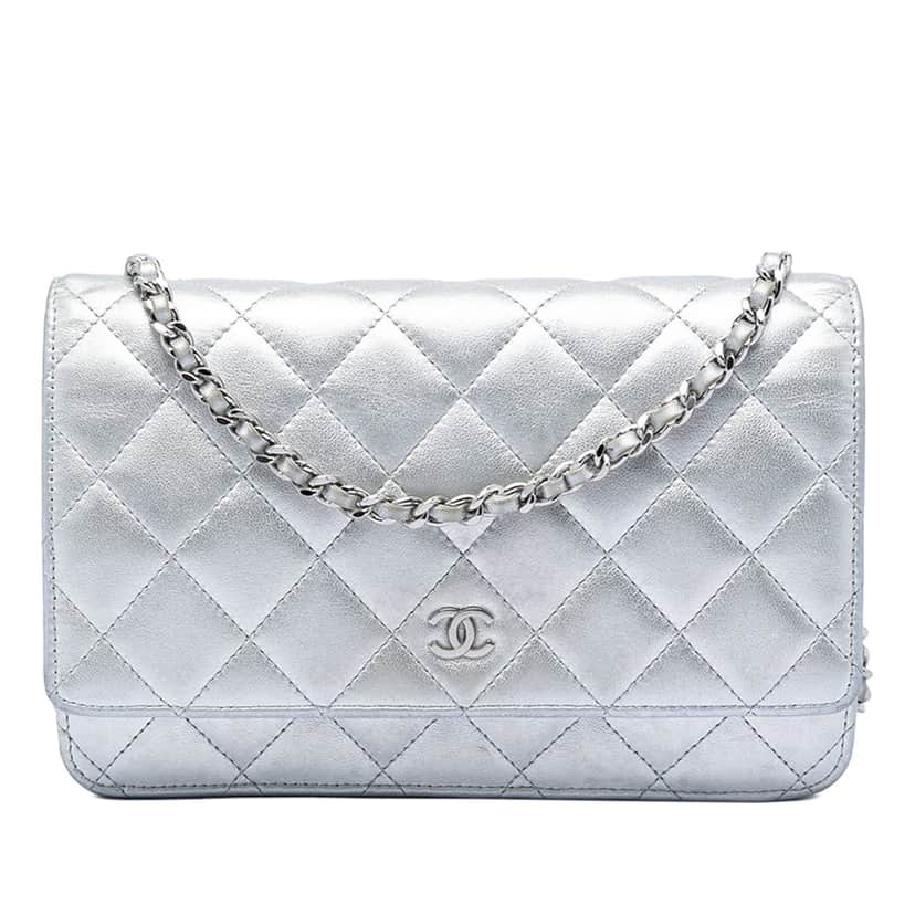 Chanel CC Quilted Metallic Lambskin Wallet on Chain Silver Leather Very good condition - Front View