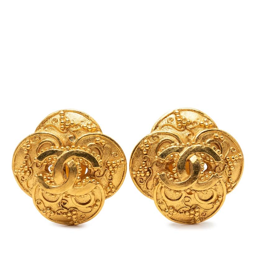 Chanel CC Gold Plated Clover Clip On Earrings Gold Metal Very good condition - Front View