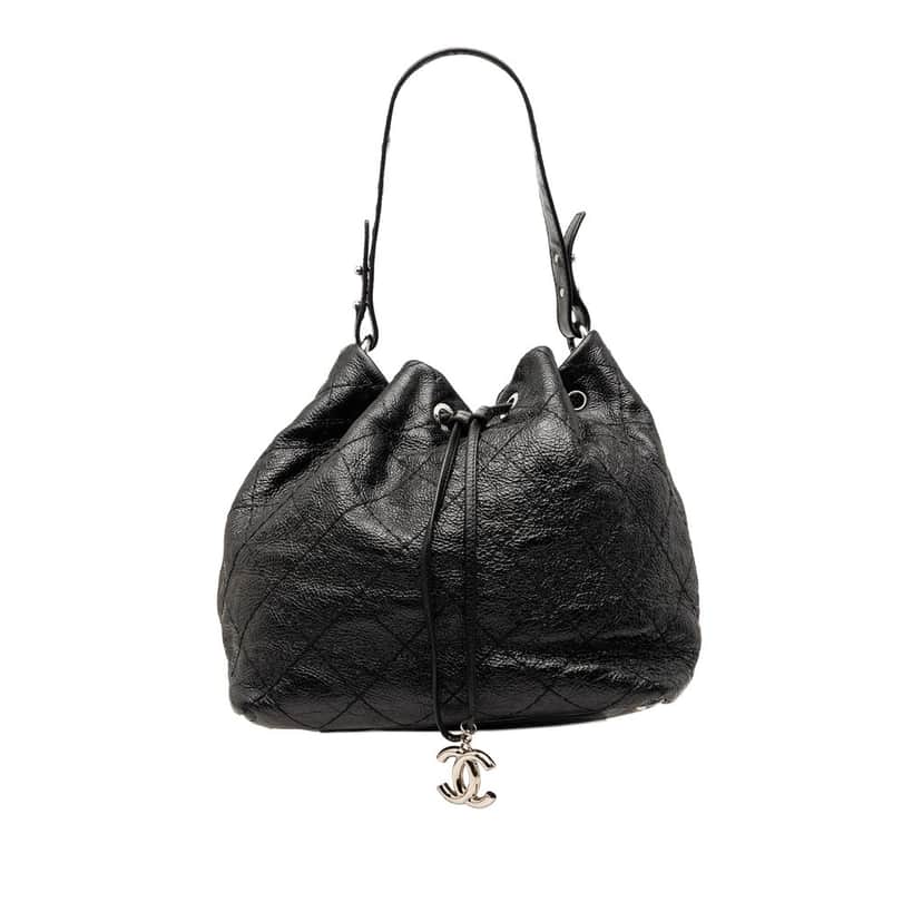 Chanel Glazed Calfskin On The Road Bucket Bag Black Leather Very good condition - Front View
