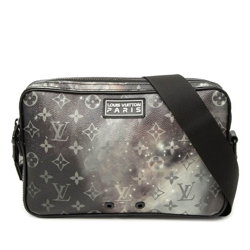 Louis Vuitton Monogram Galaxy Alpha Messenger Bag Black Very good condition - Front View