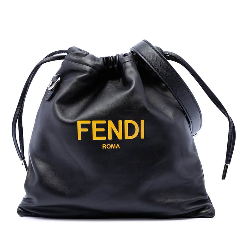 Fendi Leather Pack Pouch Bag Black Leather Very good condition - Front View