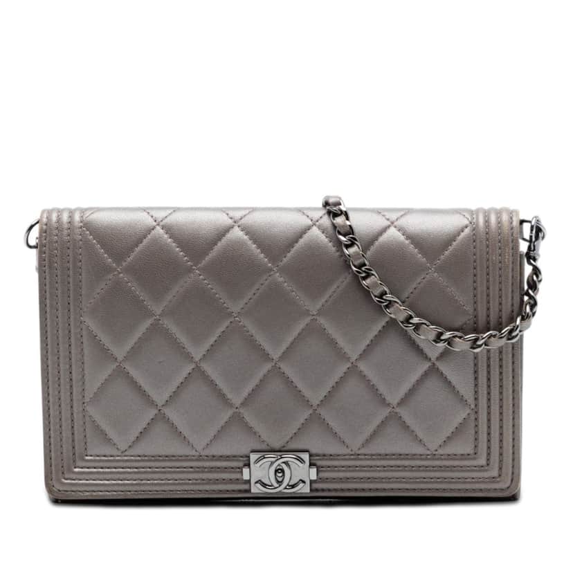 Chanel Quilted Metallic Lambskin Boy Clutch On Chain Brown Leather Very good condition - Front View