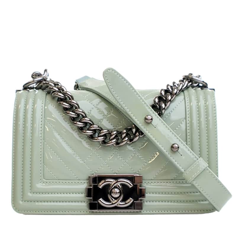 Chanel Small Quilted Patent Boy Flap Green Leather Very good condition - Front View