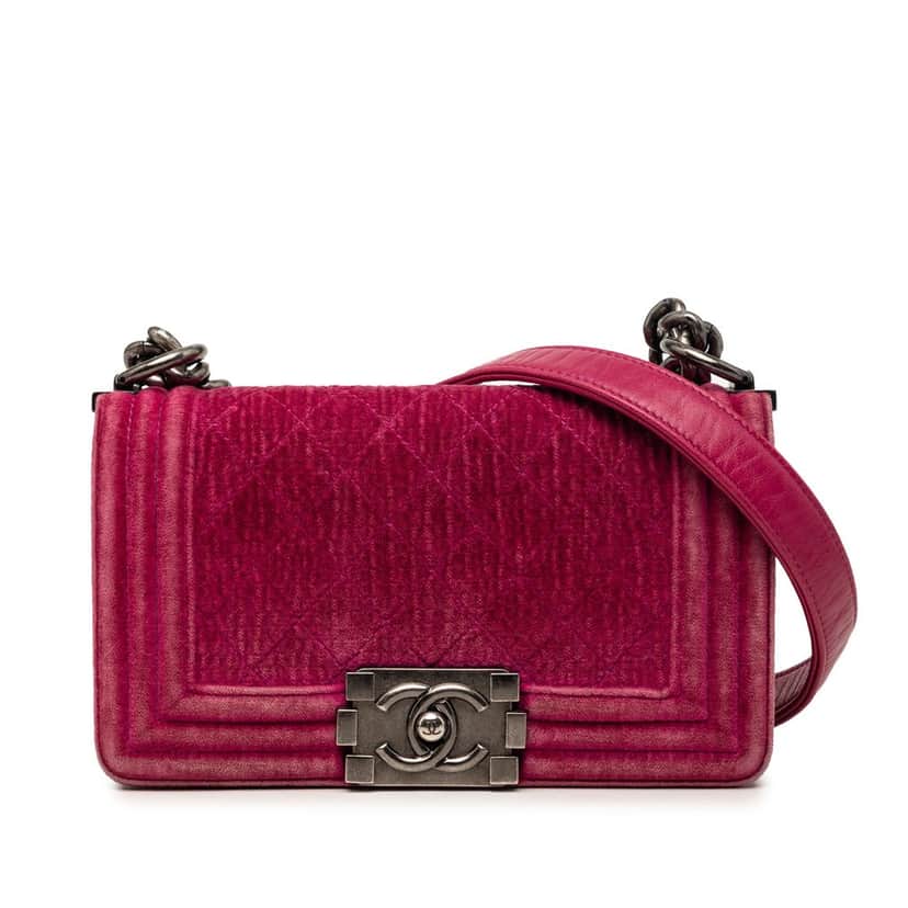 Chanel Small Quilted Velvet Boy Flap Pink Very good condition - Front View