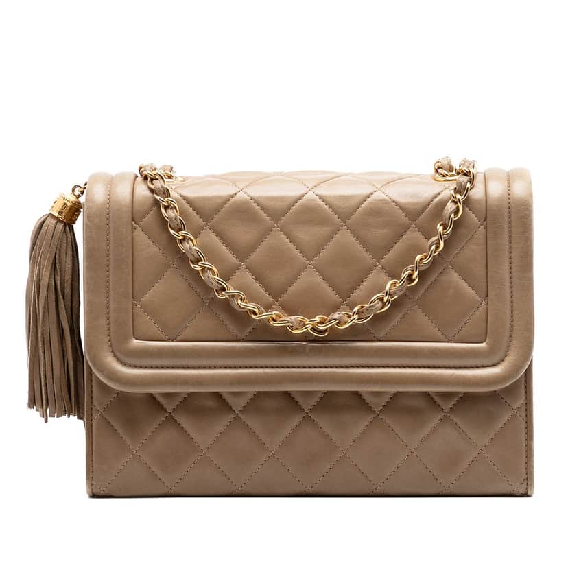 Chanel Quilted Lambskin Tassel Flap Beige Leather Very good condition - Front View