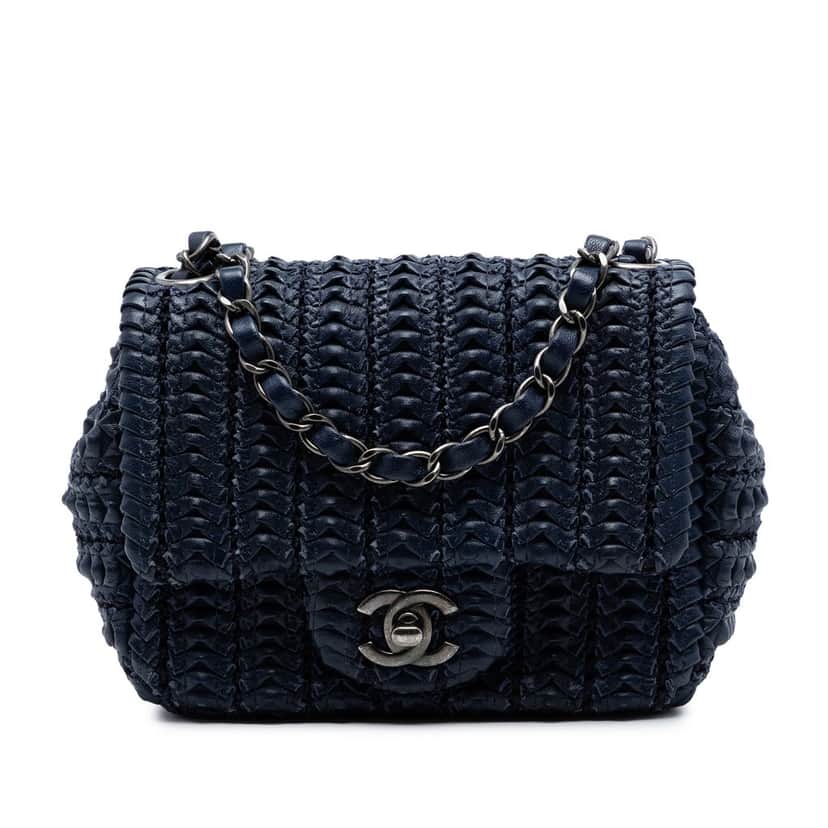 Chanel Paris Seoul Mini Crochet Lambskin Single Flap Blue Leather Very good condition - Front View