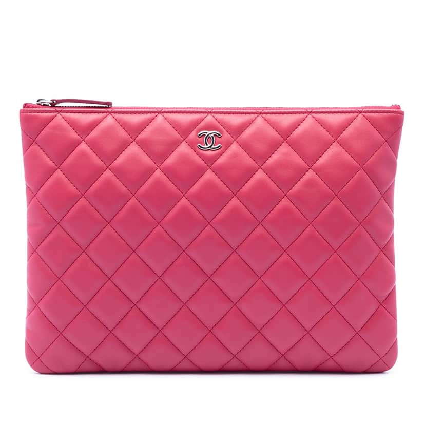Chanel Medium Quilted Lambskin O Case Clutch Pink Leather Very good condition - Front View