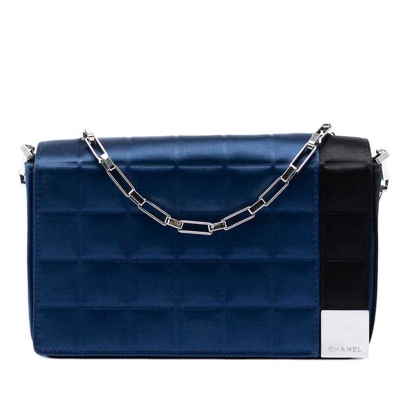 Chanel Mini Chocolate Bar Satin Shoulder Bag Blue Very good condition - Front View