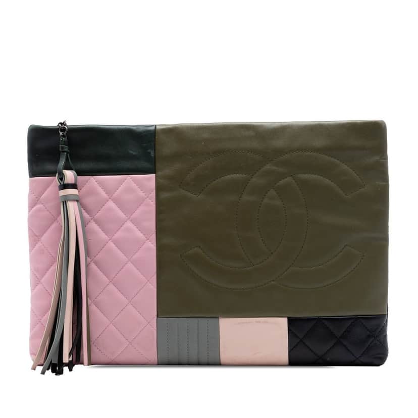 Chanel Large Lambskin Colorblock Patchwork O Case Green Leather Very good condition - Front View