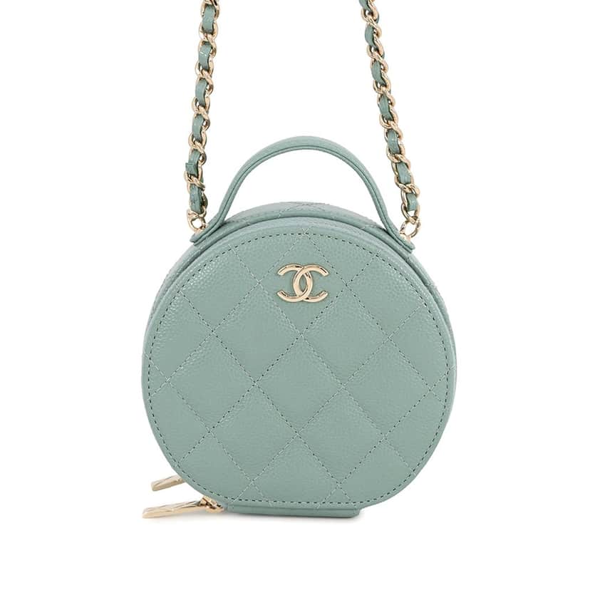 Chanel Quilted Caviar Handle With Care Round Vanity Case with Chain Green Leather Very good condition - Front View