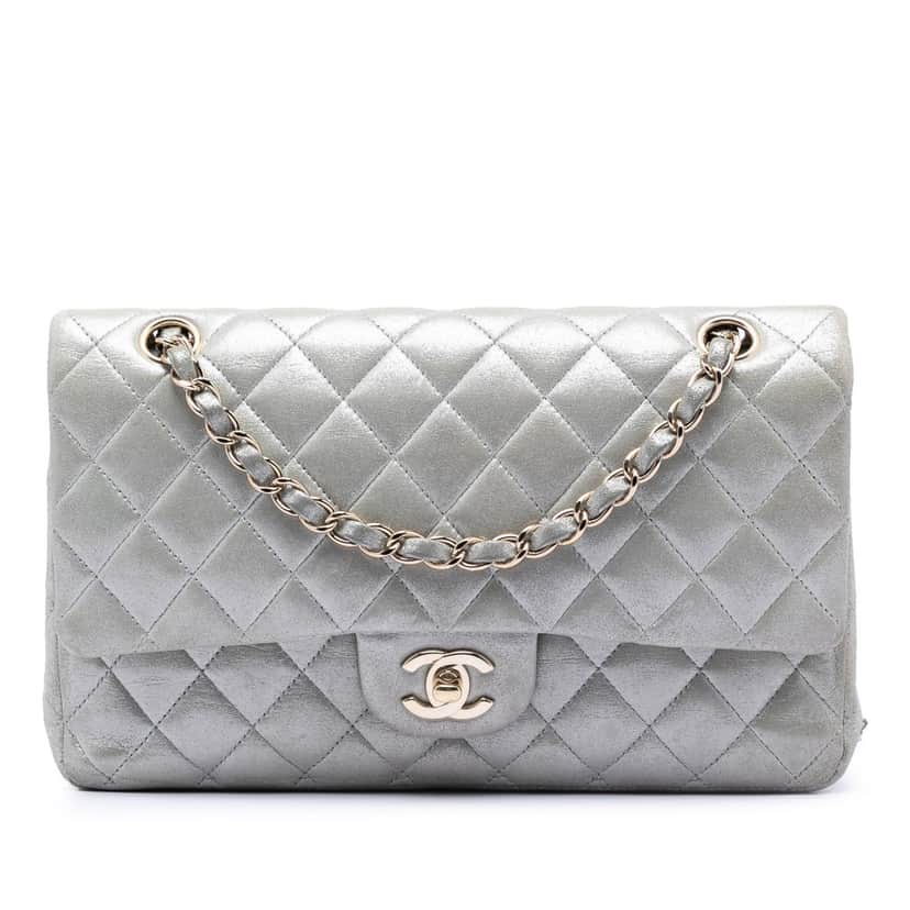 Chanel Medium Classic Iridescent Lambskin Double Flap Silver Leather Very good condition - Front View