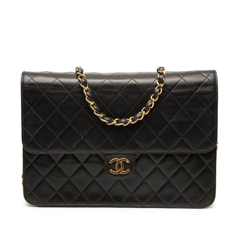 Chanel Medium CC Quilted Lambskin Single Flap Black Leather Very good condition - Front View
