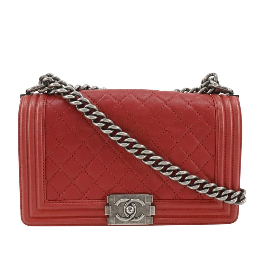 Chanel Old Medium Quilted Lambskin Boy Flap Red Leather Very good condition - Front View
