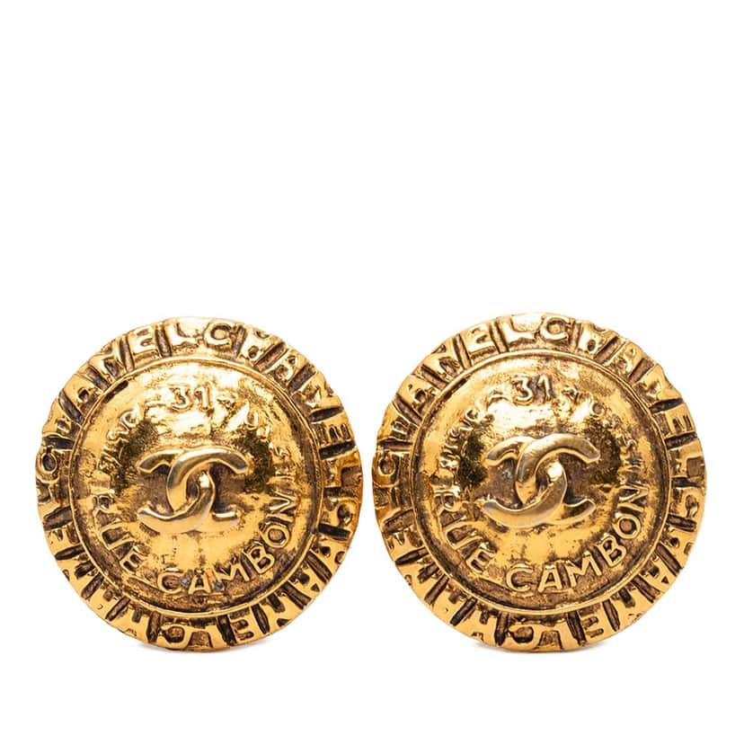 Chanel CC Gold Plated Rue Cambon Round Clip on Earrings Gold Metal Very good condition - Front View