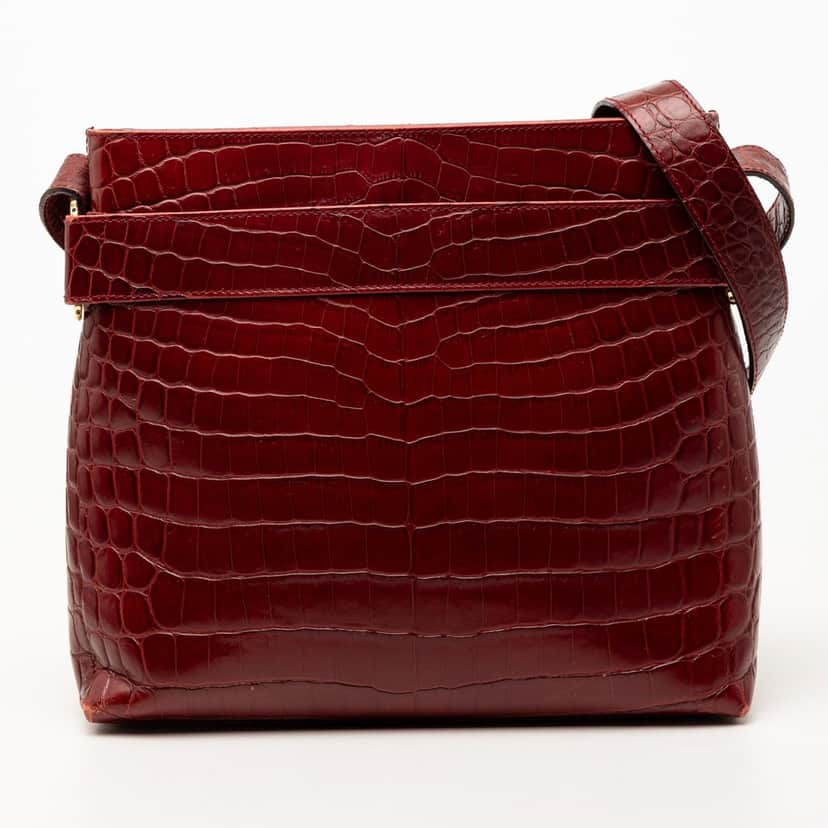 Ferragamo Croc Embossed Leather Vara Shoulder Bag Red Leather Very good condition - Front View