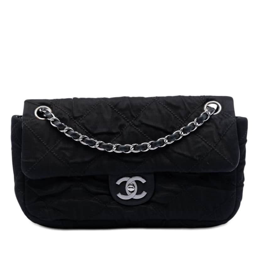 Chanel CC Ultra Stitch Mesh Flap Black Very good condition - Front View