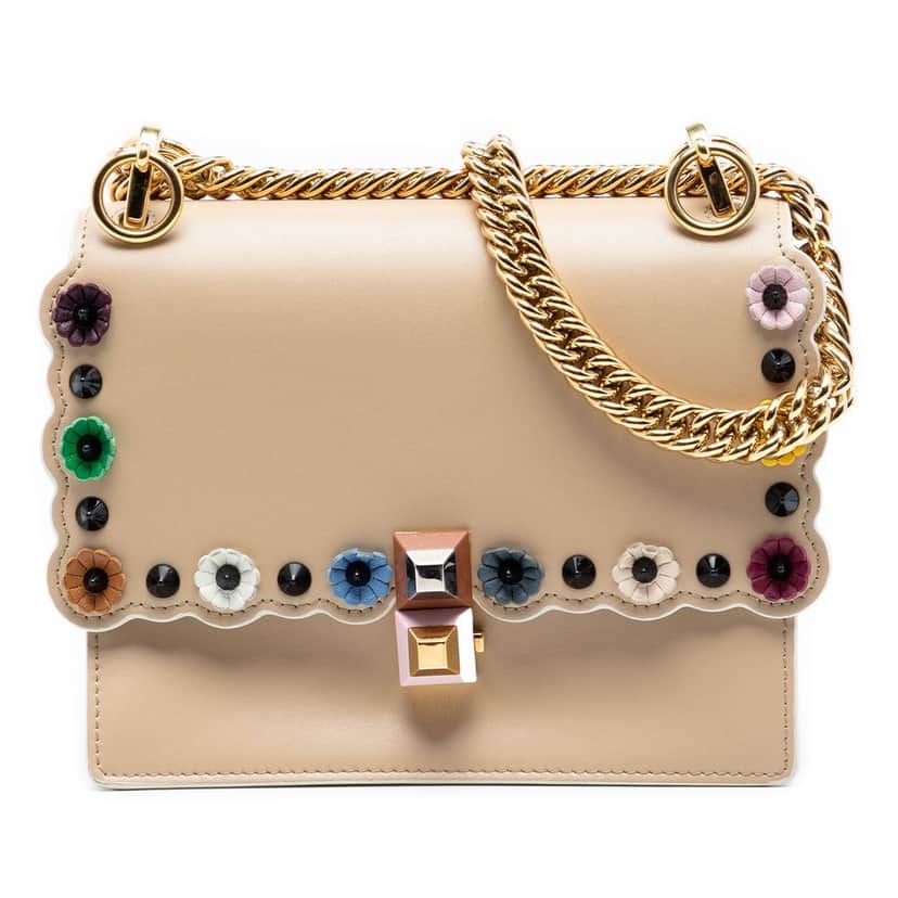 Fendi Mini Scalloped Leather and Studded Floral Kan I Crossbody Beige Leather Very good condition - Front View