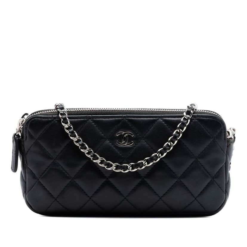 Chanel CC Quilted Lambskin Double Zip Clutch With Chain Black Leather Very good condition - Front View
