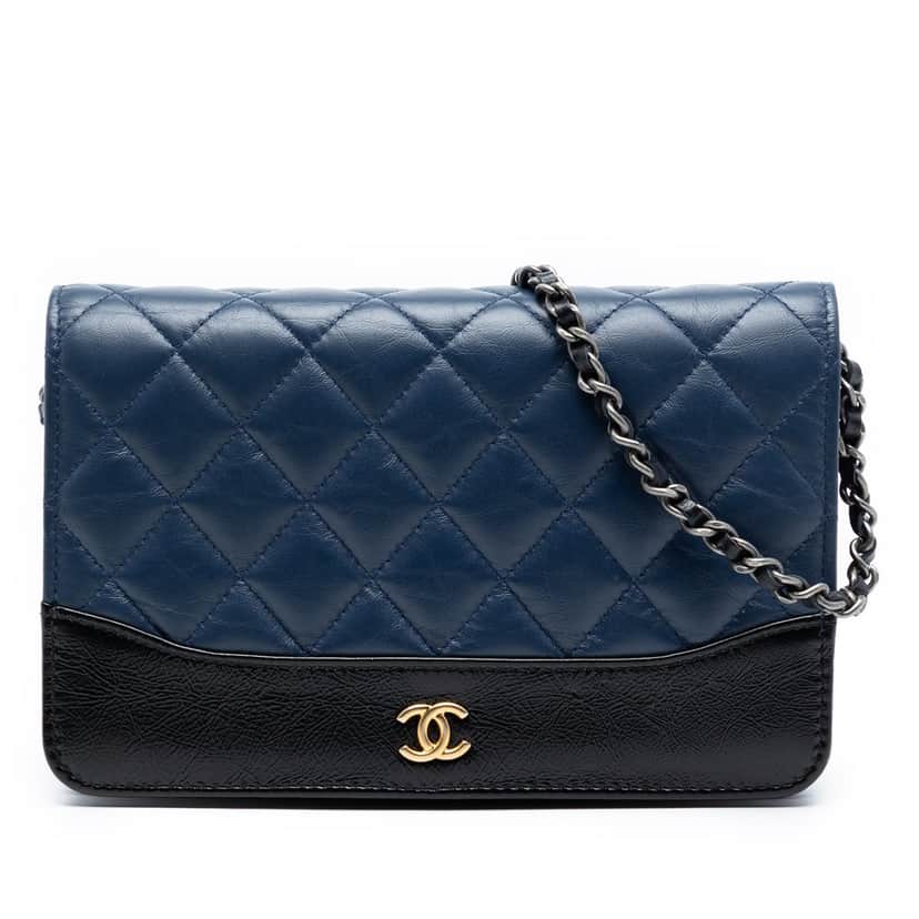 Chanel Quilted Aged Calfskin Gabrielle Wallet On Chain Blue Leather Never worn, with tag - Front View