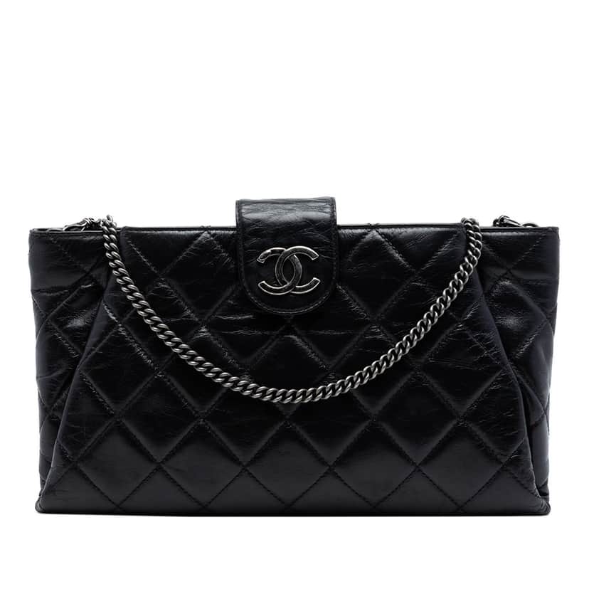 Chanel Quilted Glazed Calfskin Coco Pleats Chain Clutch Black Leather Very good condition - Front View