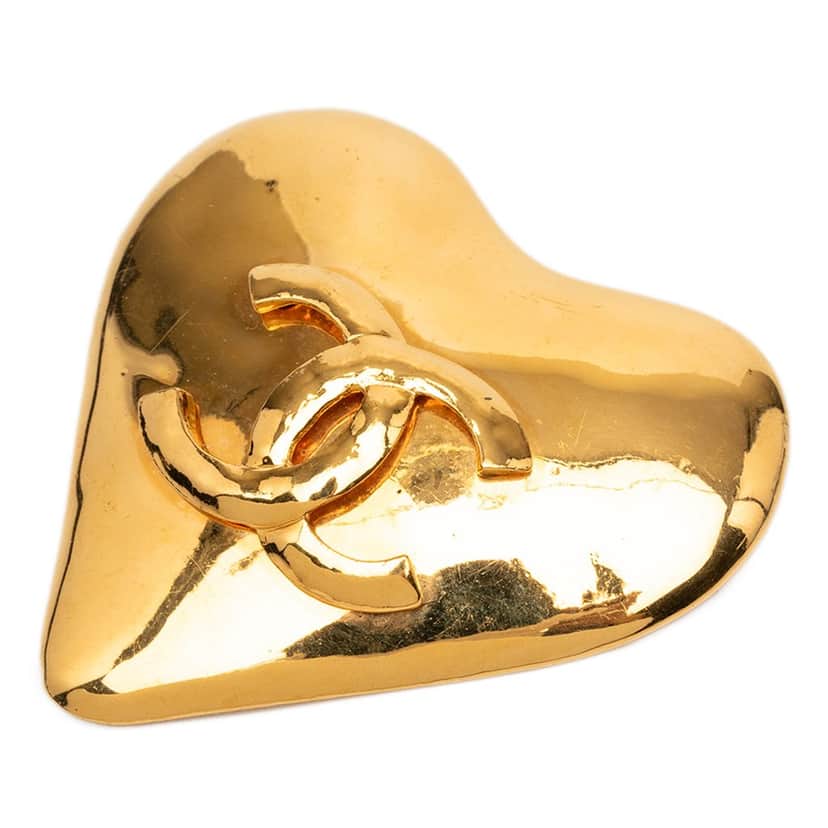 Chanel CC Gold Plated Heart Brooch Gold Metal Very good condition - Front View