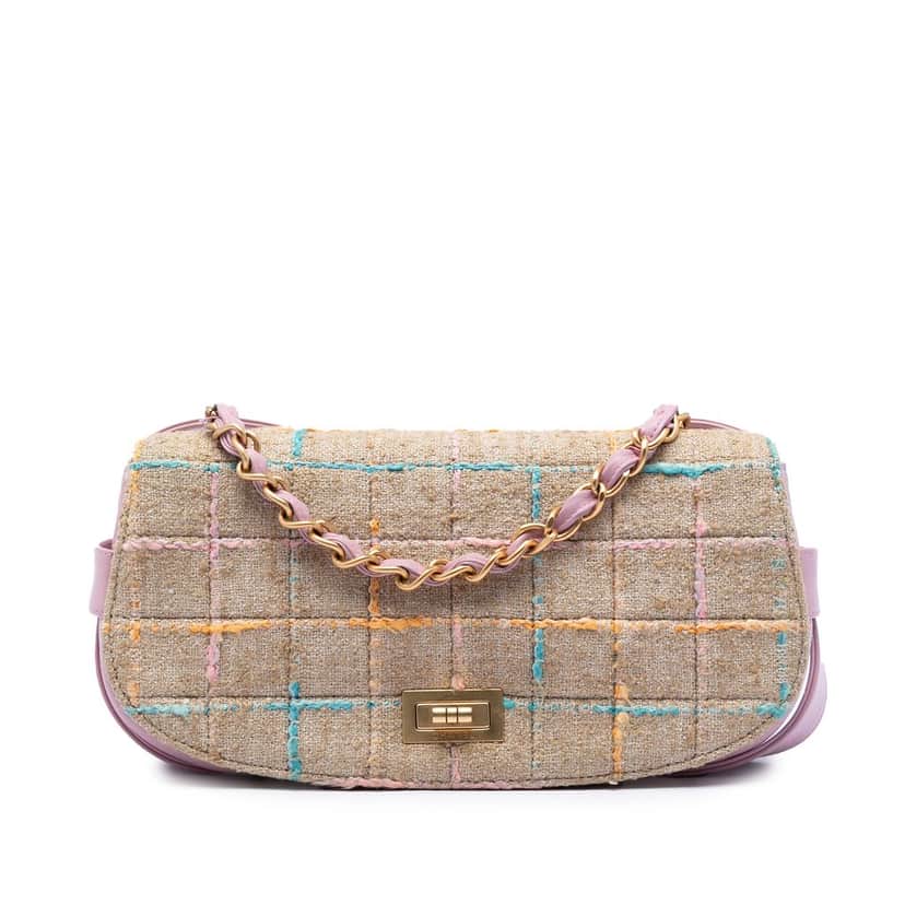Chanel Chocolate Bar Tweed Mademoiselle Turnlock Flap Beige Very good condition - Front View
