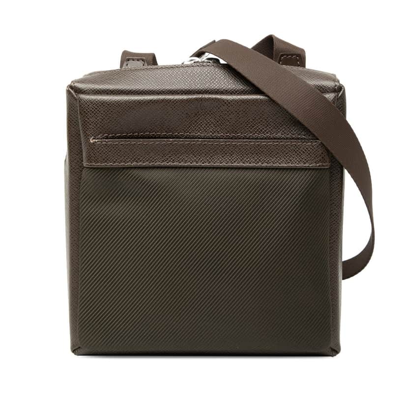 Louis Vuitton Taiga Sayan Brown Leather Very good condition - Front View