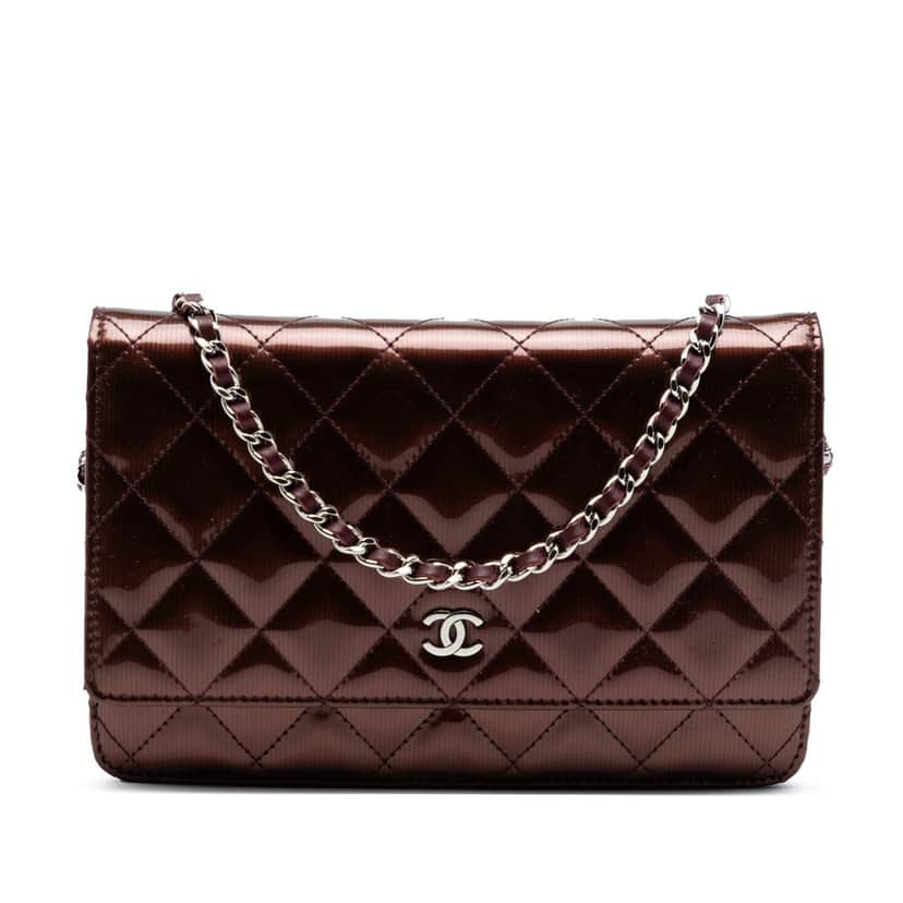 Chanel CC Quilted Striated Metallic Patent Wallet on Chain Red Leather Very good condition - Front View