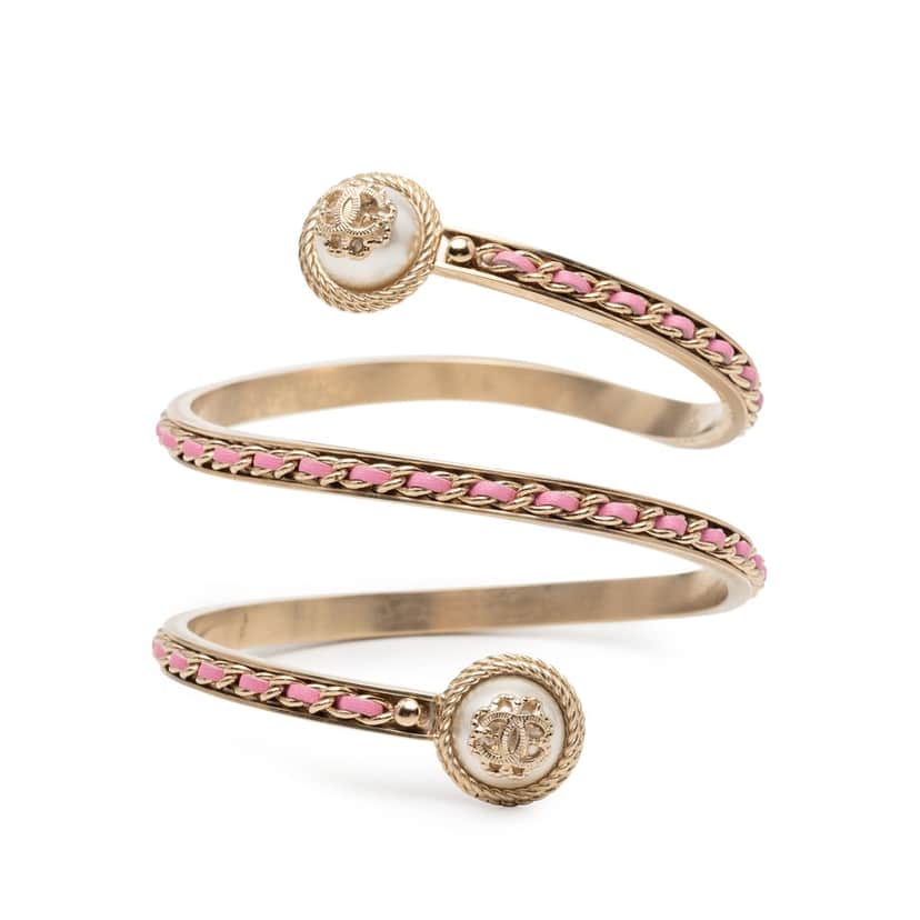 Chanel Gold Plated Lambskin Pearl Twist CC Bangle Bracelet S Pink Metal Very good condition - Front View