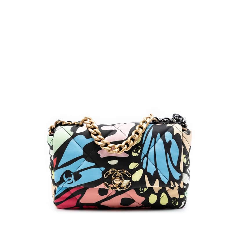 Chanel Medium Printed Canvas 19 Flap Black Very good condition - Front View