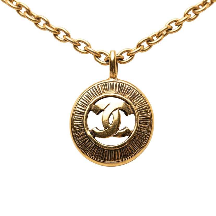 Chanel CC Gold Plated Sunburst Medallion Pendant Necklace Gold Metal Very good condition - Front View