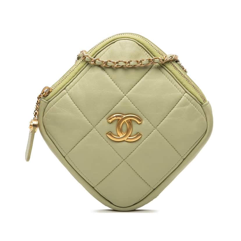 Chanel CC Quilted Lambskin Diamond Clutch with Chain Green Leather Good condition - Front View