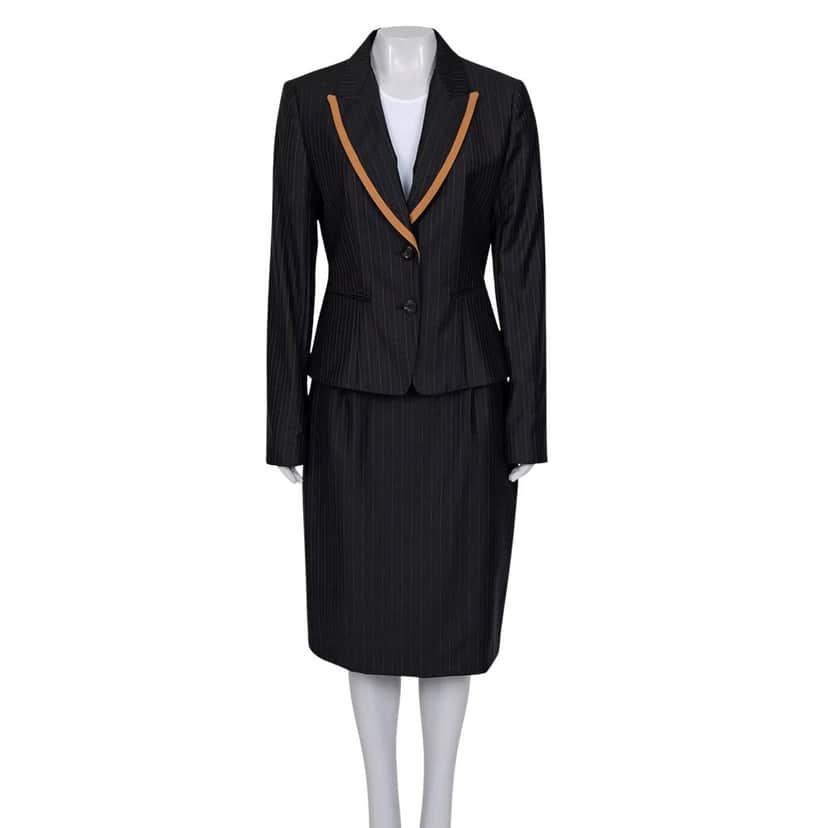 Christian Dior Christian Dior Black Wool Pinstripe Suit Sz. FR44 / XXLPre-owned Black Wool Good condition - Front View