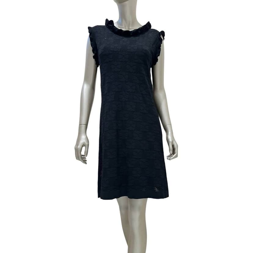 Chanel Chanel Vintage Black Sleeveless Shift Dress Sz 40 pre-owned Black Good condition - Front View