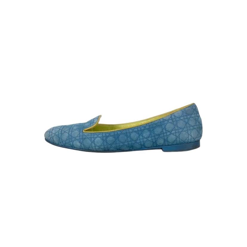 Christian Dior Christian Dior Blue Suede Ballet Flats - EU 37 pre-owned Blue Suede Good condition - Front View