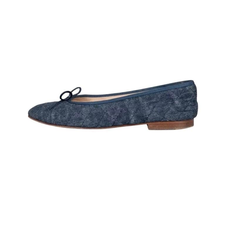 Chanel Chanel Blue Denim  Signature Bows Ballet Flats Sz.39.5 pre-owned Blue Denim Good condition - Front View