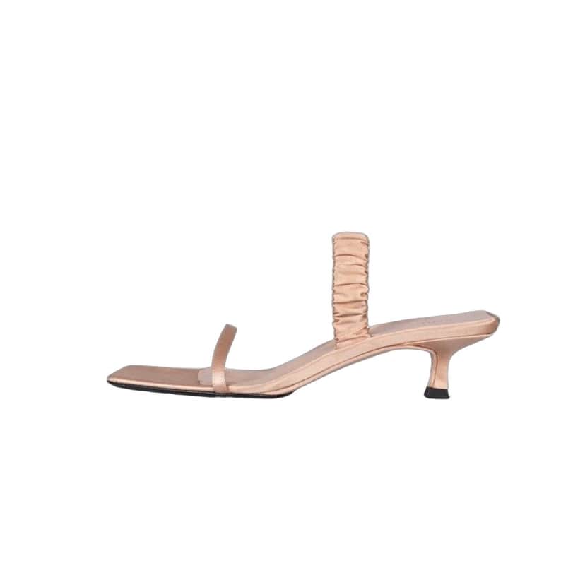 Khaite Khaite Pink Textile Kitten Heel Mules - Size 38 Pre-owned Pink Leather Good condition - Front View