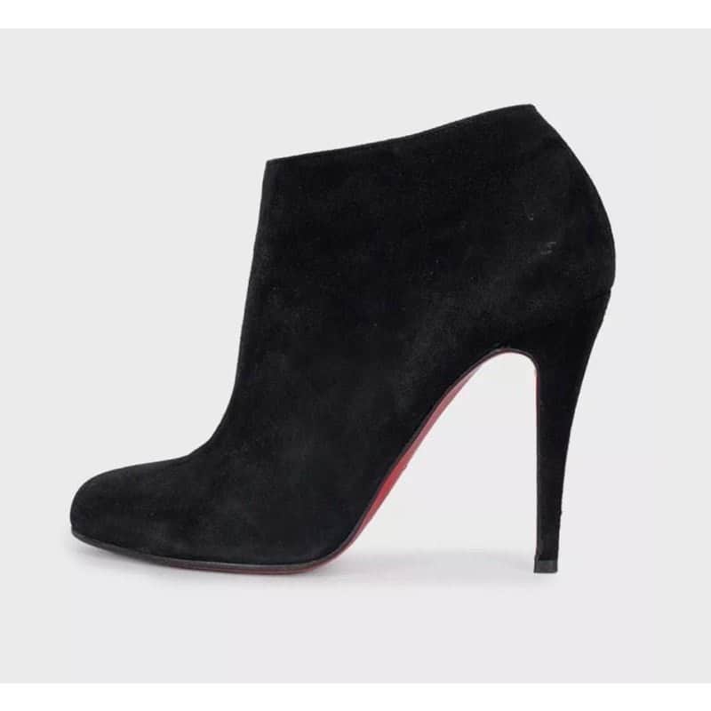 Christian Louboutin Christian Louboutin Black Suede Ankle Boots - Size 39 pre-owned Black Suede Good condition - Front View