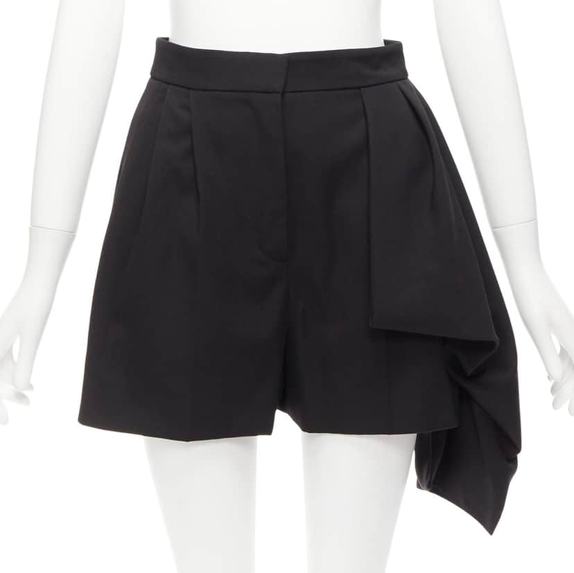 Alexander McQueen Cascade Wide Shorts Black Wool Never worn - Front View