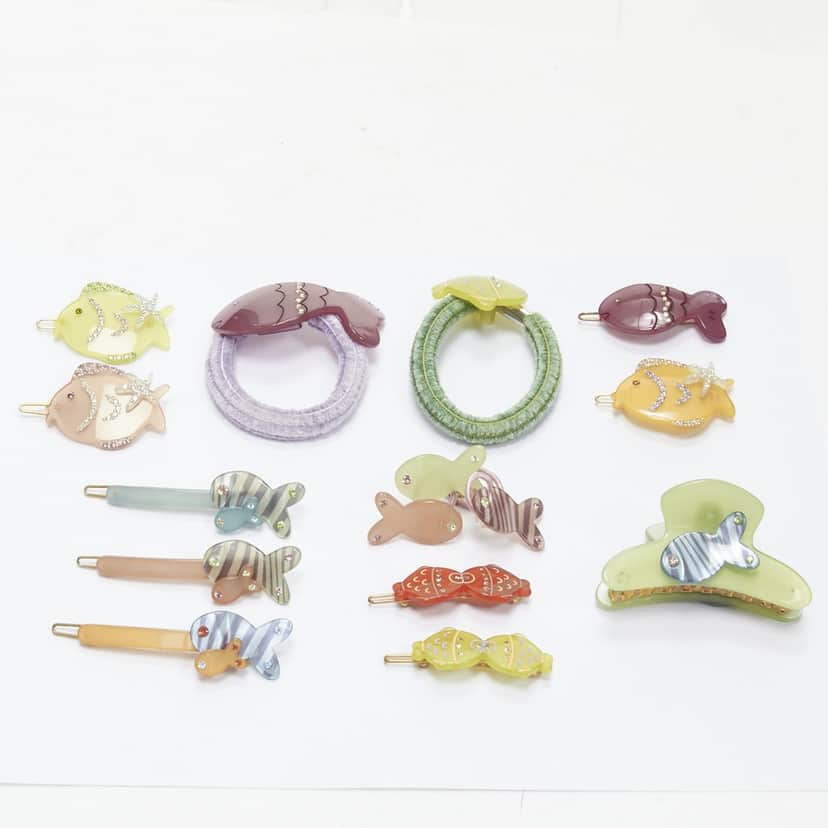 NON SIGNE / UNSIGNED Fish Hair Clips MultiColor Plastic Very good condition - Front View