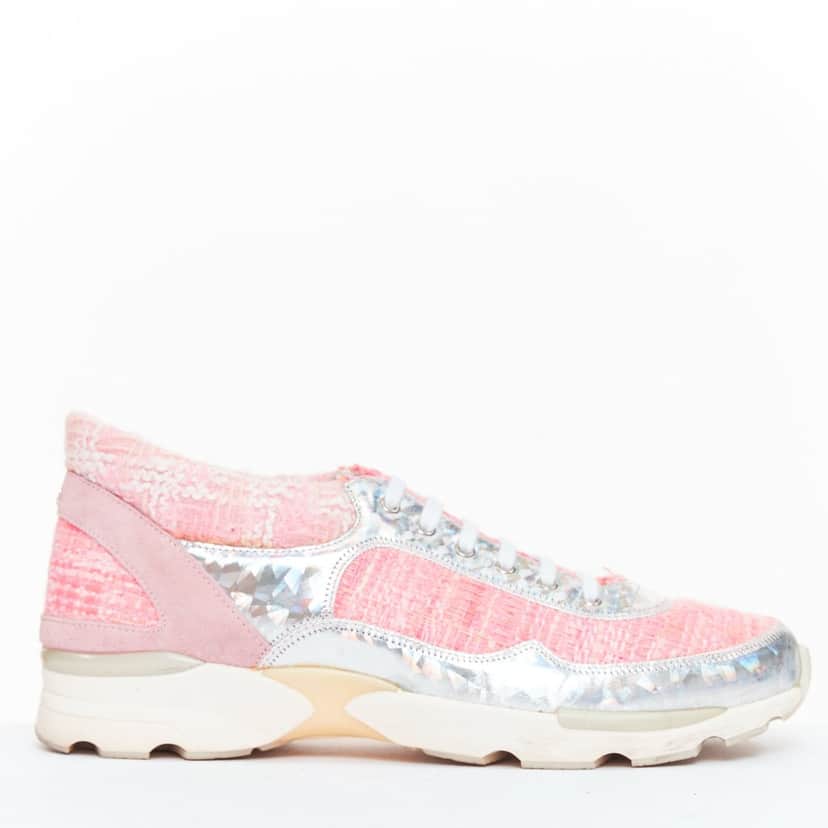 Chanel Product Pink Tweed Good condition - Front View