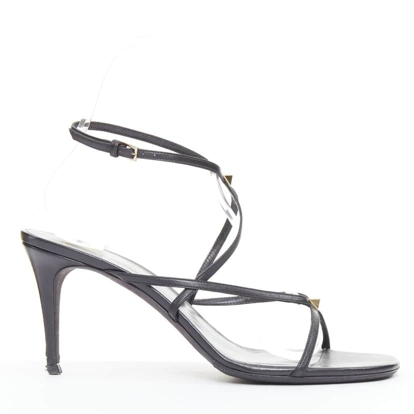 VALENTINO GARAVANI Rockstud Black Leather Fair condition - Front View