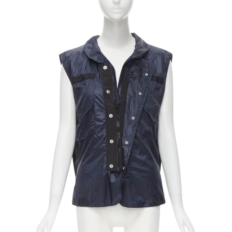 Sacai Technical Pocket Vest Navy Polyester Never worn - Front View