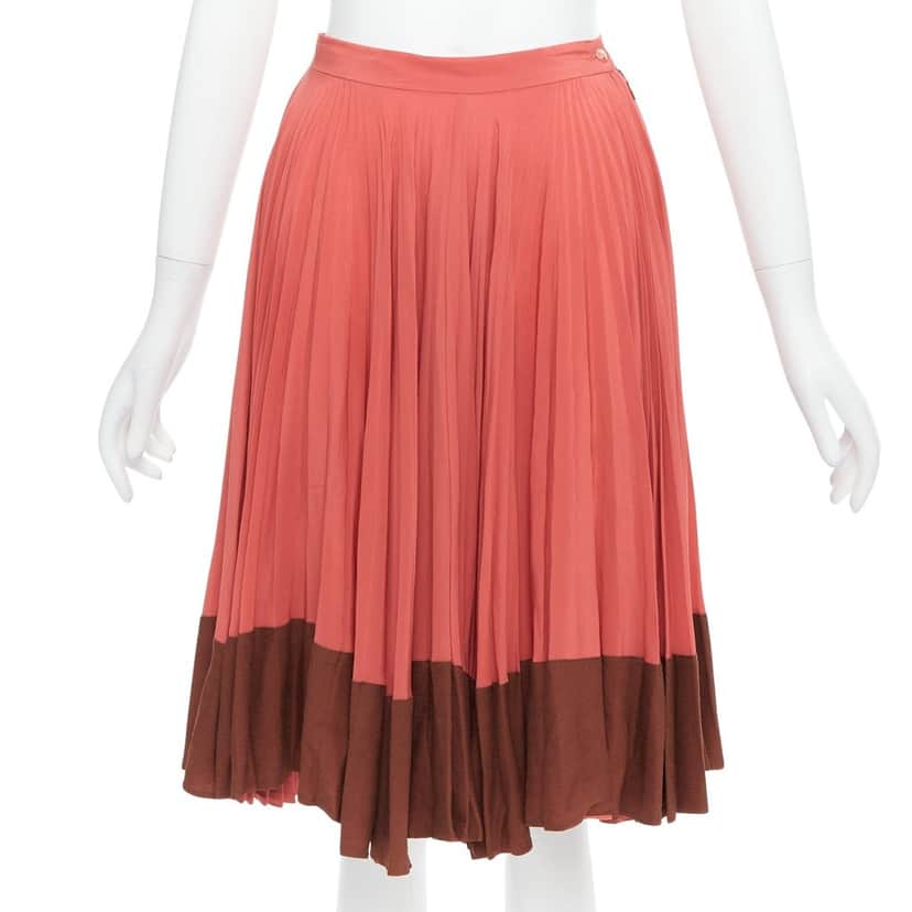 Fendi Colorblock Pleated Skirt Pink Silk Very good condition - Front View